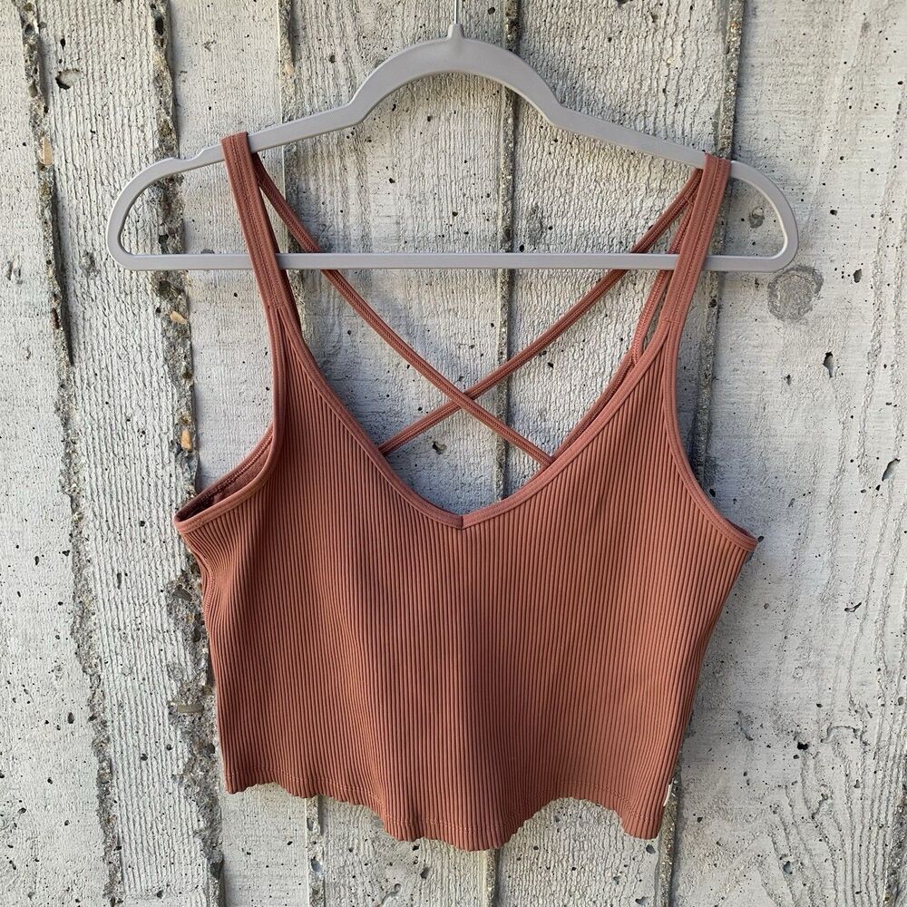 Vuori Women Ribbed Cropped Tank Rosewood Built-In Bra Criss Cross Back V-Neck XL